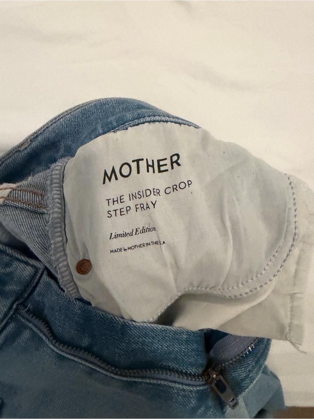 MOTHER Light Blue the insider crop step fray Jeans - Picture 3 of 7